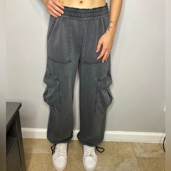 NWOT Vintage Havana Cargo Sweats. - Picture 4 of 10